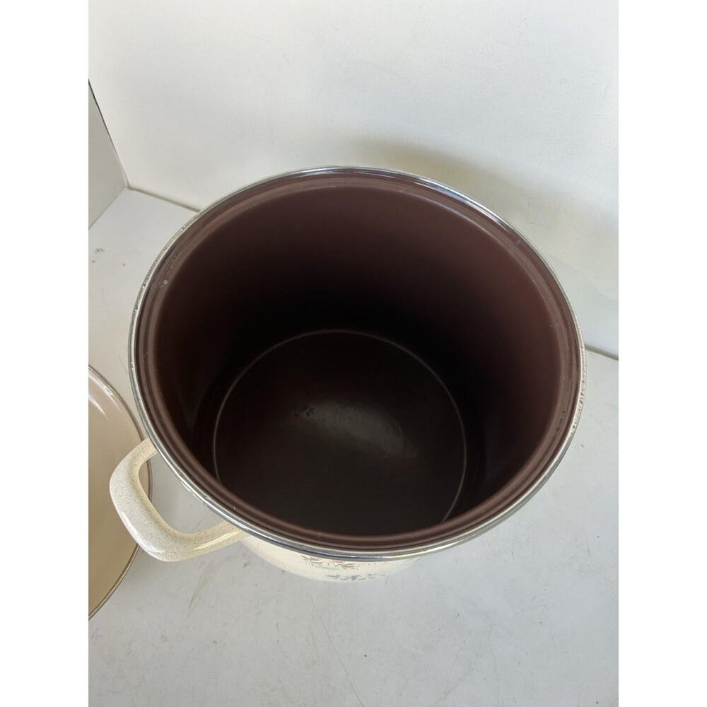 Vintage International China Heartland Enamelware 8 Qt Stock Pot Lid Brass Knob - Picture 6 of 11